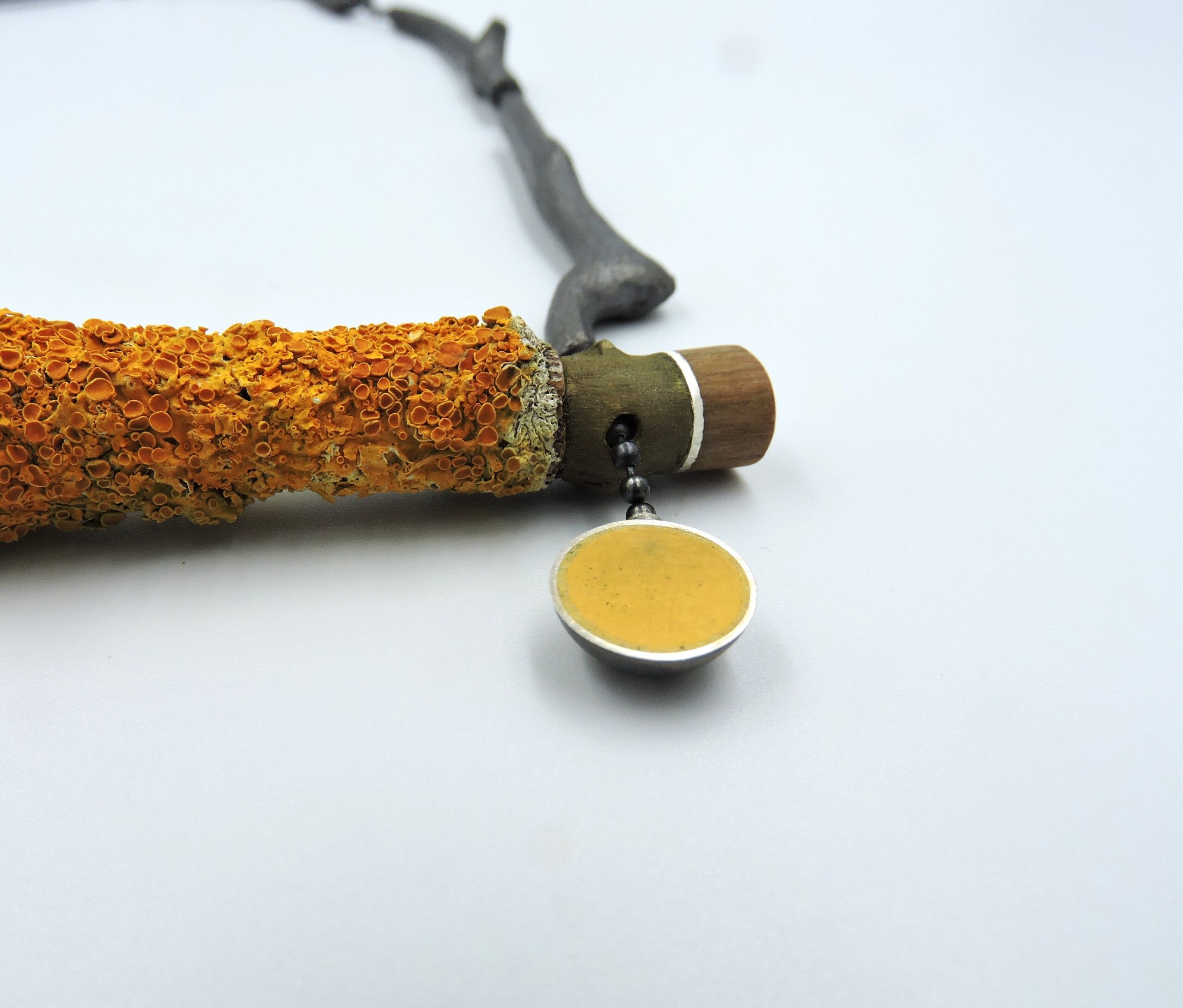 GULT LAV smykker 2024 1